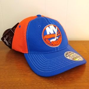 NWT NY Islanders NHL Hat